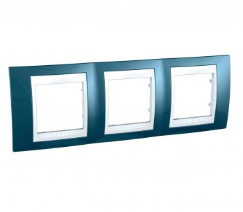 MGU6.006.854 Рамка Unica Хамелеон голубой лед / Белый 3-постовая Schneider Electric фото