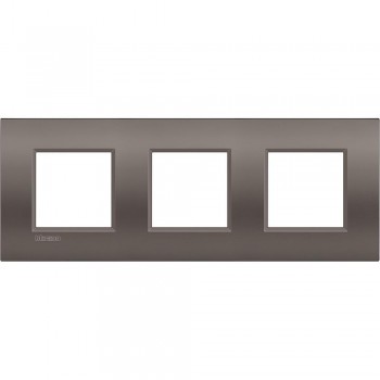 LNE4802M3CY Рамка 3 поста AIR, прямоугольная форма. СОФТ. Цвет Глина. Немецкий стандарт, пост 2 модуля. Bticino LIVINGLIGHT фото