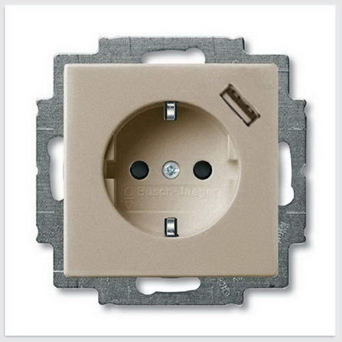 

2011-0-6193 (20 EUCBUSB-94-507), Розетка Schuko с устройством зарядным USB, 20 EUCBUSB-94-500, Basic55 альпийский белый 16А, 700 мА, электронная защита от перегрузки и КЗ, безвинтовые клеммы, защитные шторки,, ABB, Basic 55 20 EUCBUSB-94-507