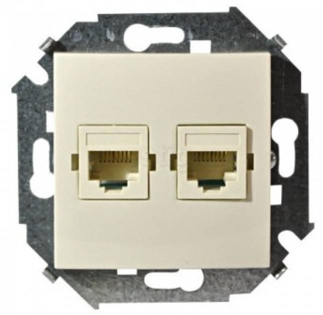 

1591564-031 Розетка компьютерная двойная RJ45 кат.6а (АМР, FTP), слоновая кость Simon 15, 1591564-031