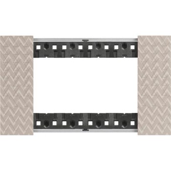 KA4804MM Рамка Bticino Living Now OPTIC 4-модульная фото