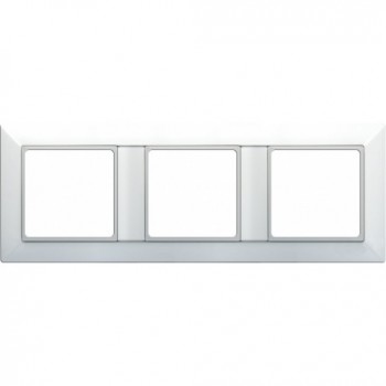 EP483WW Рамка ECO Profi Белый 3-постовая Jung фото