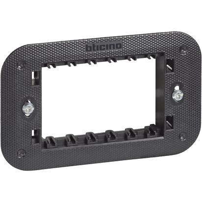 

Bticino Living Now - суппорт 3 K4703, Living Now K4703