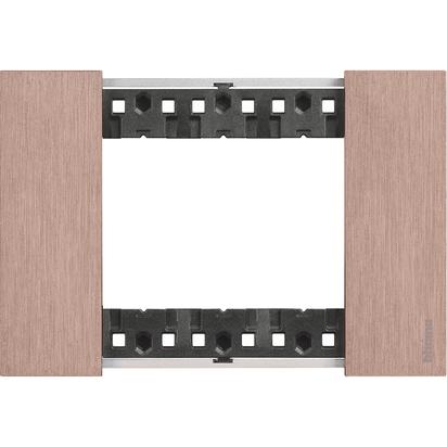 

KA4803ZM Рамка Bticino Living Now RAME 3-модульная, Living Now KA4803ZM
