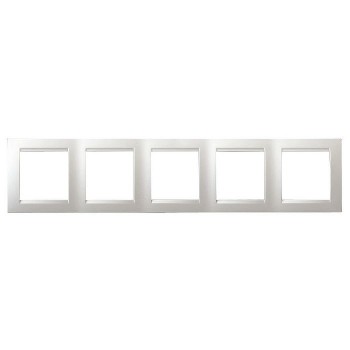 1500650-030 Рамка универсальная, 5 постов, белый Simon 15 фото