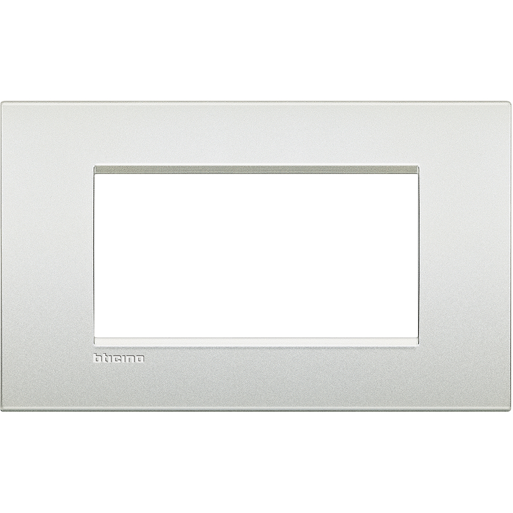 

LNC4804PR Рамка LivingLight Air Белый жемчуг 4 модуля Bticino, LivingLight Air LNC4804PR