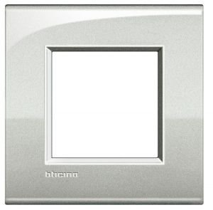 LNC4802GL Рамка 1 пост AIR, прямоугольная форма. Лунное серебро 2 модуля. Bticino LIVINGLIGHT фото