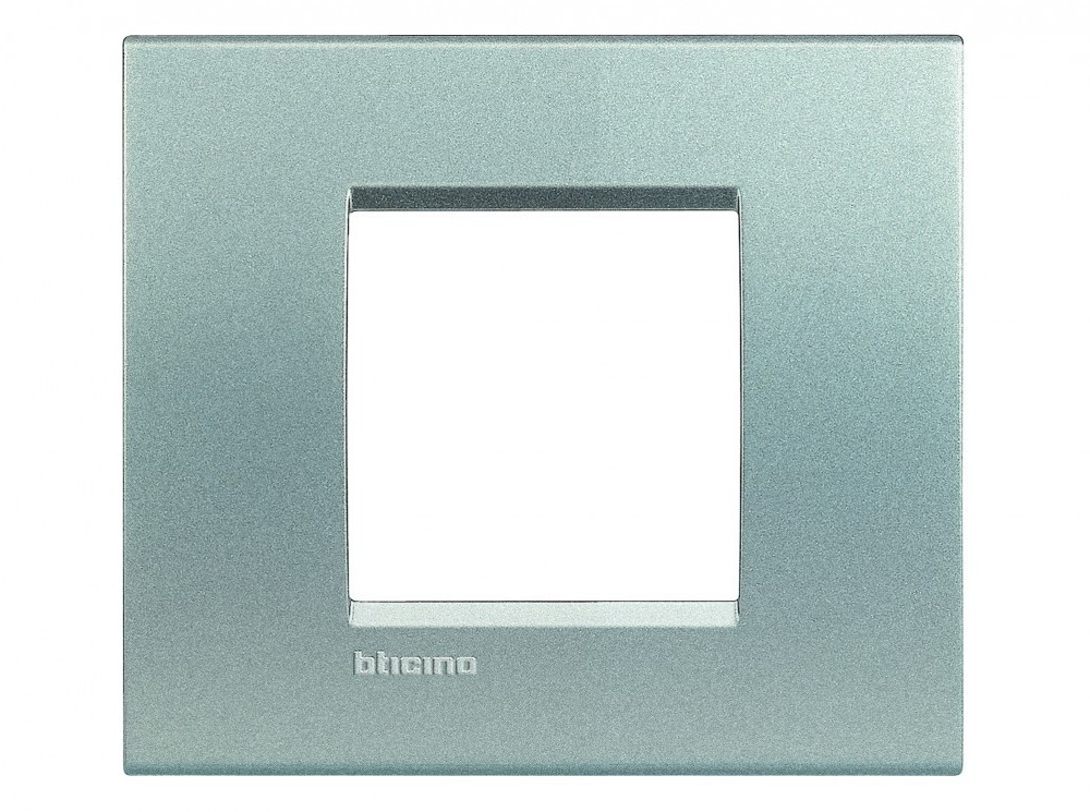

LNE4802TE Рамка LivingLight Air Алюминий 2-модульная Bticino, LivingLight Air LNE4802TE