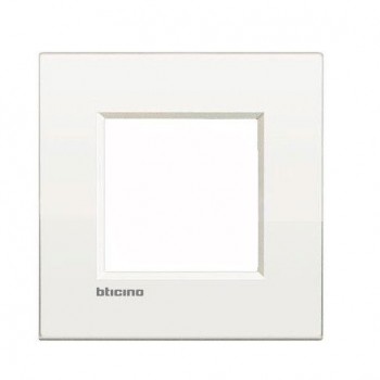 Рамка 2 модуля, белый Bticino Living Light Air LNE4802BN фото