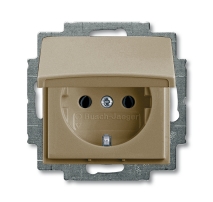 

2018-0-1498 (20 EUK-93-507), Розетка SCHUKO 16А 250В, с крышкой, серия Basic 55, цвет шампань, ABB, Basic 55 20 EUK-93-507