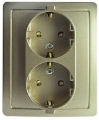 

1590451-034 Розетка двойная с заземлением Schuko с защитными шторками, винтовой зажим, 16А 250В, шампань Simon 15, 1590451-034