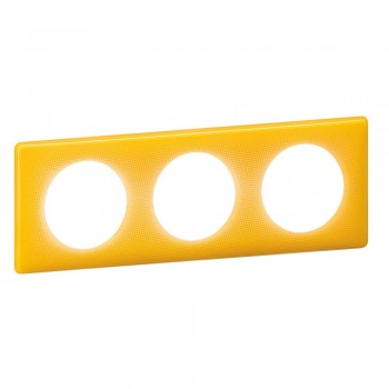 066673 Рамка Celiane Классика Песочный муар 3-постовая Legrand фото