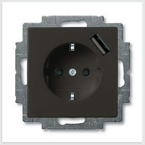 

2011-0-6195 (20 EUCBUSB-95-507), Розетка Schuko с устройством зарядным USB, 20 EUCBUSB-95-500, Basic55 chateau-чёрный, 16А, 700 мА, электронная защита от перегрузки КЗ, безвинтовые клеммы, защитные шторки,, ABB, Basic 55 20 EUCBUSB-95-507