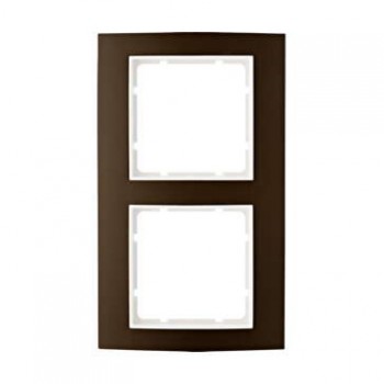 10123021 Рамка B.3 Коричневый / Полярная белизна 2-постовая вертикальная Berker фото