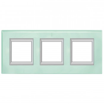 HA4802/3VKA Рамка Axolute Квадрат Кристалл 2+2+2 модуля вертикальная Bticino фото