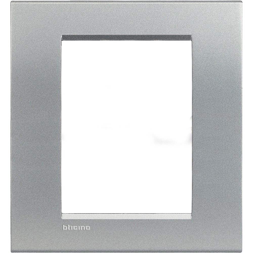 

LNA4826TE Рамка LivingLight Квадрат Алюминий 3+3 модуля Bticino, LivingLight Квадрат LNA4826TE