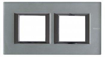 HA4802M2HVSA Рамка Axolute Квадрат Матовое стекло 2+2 модуля Bticino фото