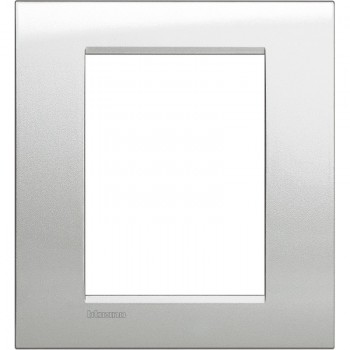 LNA4826GL Рамка LivingLight Квадрат Лунное серебро 3+3 -модульная Bticino фото
