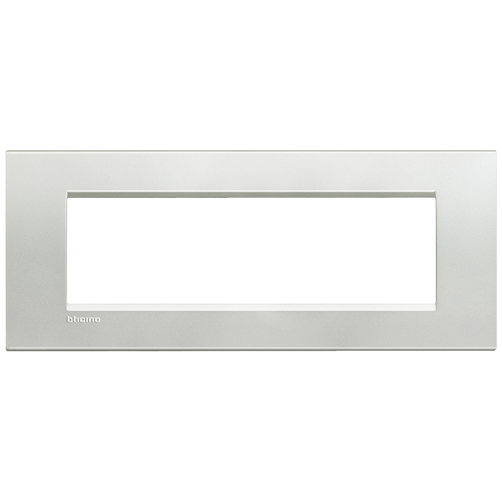 

LNA4807AG Рамка LivingLight Квадрат Серебро 7 модулей Bticino, LivingLight Квадрат LNA4807AG