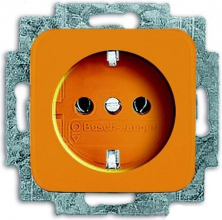 

2011-0-6153 (20 EUC-14-92-5), Розетка SCHUKO 16А 250В, с маркировкой SV, серия Basic 55, цвет оранжевый, ABB, Basic 55 20 EUC-14-92-5