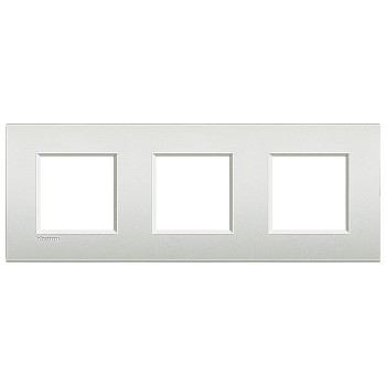 Рамка 2 + 2 + 2 модуля, белый жемчуг Bticino Living Light Air LNE4802M3PR фото