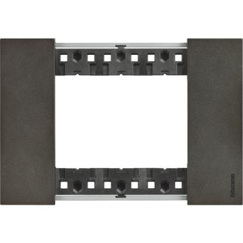 KA4803NG Рамка Bticino Living Now SPACE 3-модульная фото