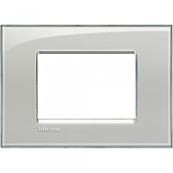 LNA4803KG Рамка LivingLight Квадрат Серое небо 3 модуля Bticino фото