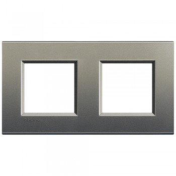 LNA4802M2AE Рамка LivingLight Квадрат Серый шелк 2+2 модуля Bticino фото