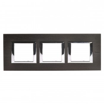 HA4802M3HLWE Рамка Axolute Квадрат Венге 2+2+2 модуля Bticino фото