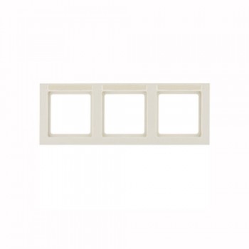 10236092 Рамка с полем для надписей Q.3 Белый с эффектом бархата 3-постовая Berker фото