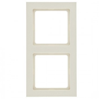 10126092 Рамка Q.3 Белый с эффектом бархата 2-постовая Berker фото