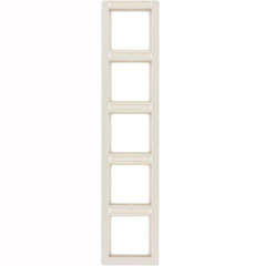 10156012 Рамка с полем для надписей Q.1 Белый с эффектом бархата 5-постовая вертикальная Berker фото
