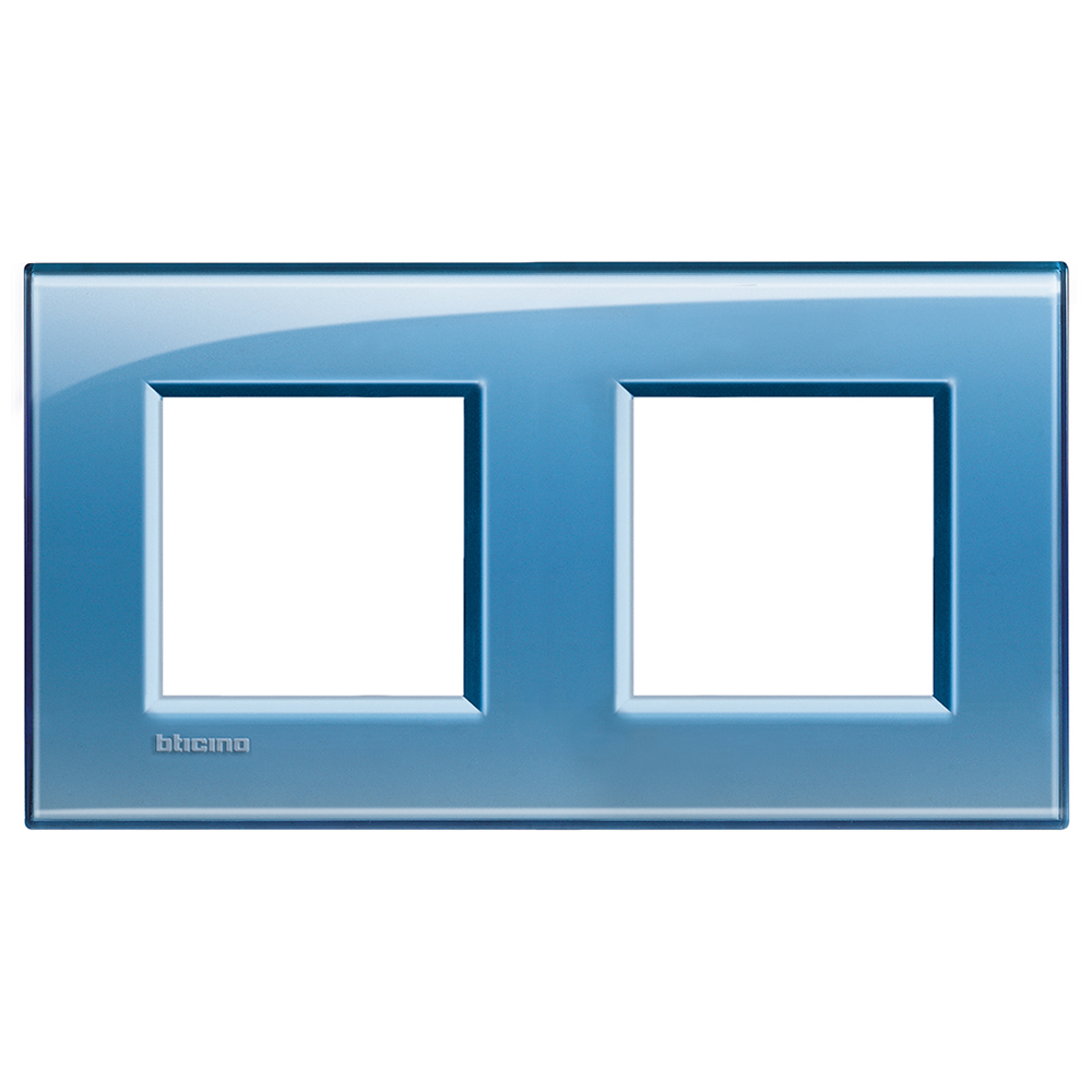 

LNA4802M2AD Рамка LivingLight Квадрат Голубой 2+2 модуля Bticino, LivingLight Квадрат LNA4802M2AD