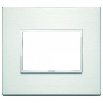 21653.01 Рамка Eikon Evo Бриллиантовый алюминий 3-модульная Vimar фото