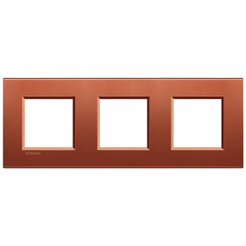 LNA4802M3RK Рамка LivingLight Квадрат Красный шелк 2+2+2 модуля Bticino фото