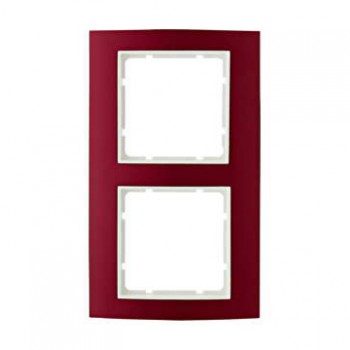 10123022 Рамка B.3 Красный / Полярная белизна 2-постовая вертикальная Berker фото