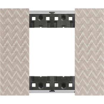 KA4802MM Рамка Bticino Living Now OPTIC 2-модульная фото