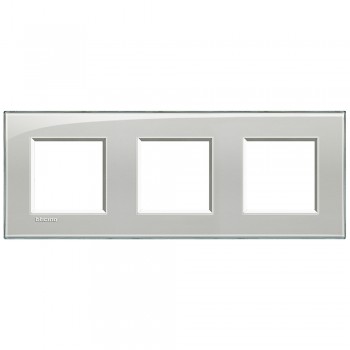 LNA4802M3KG Рамка LivingLight Квадрат Серое небо 2+2+2 модуля Bticino фото