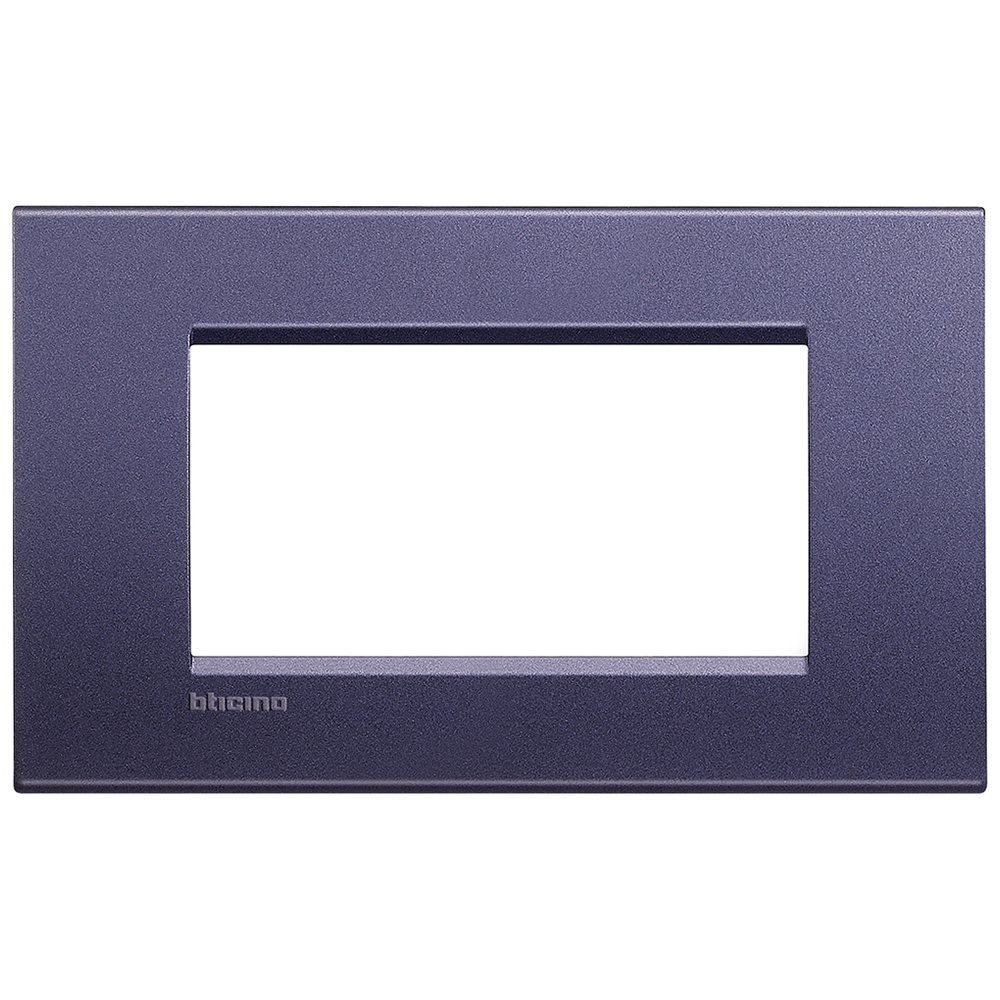 

LNA4804CB Рамка LivingLight Квадрат Синий шелк 4 модуля Bticino, LivingLight Квадрат LNA4804CB
