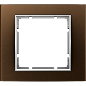 10113021 Рамка B.3 Коричневый / Полярная белизна 1-постовая Berker фото