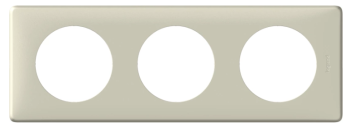 068753 Рамка Celiane Классика светло-бежевый 3-постовая Legrand фото