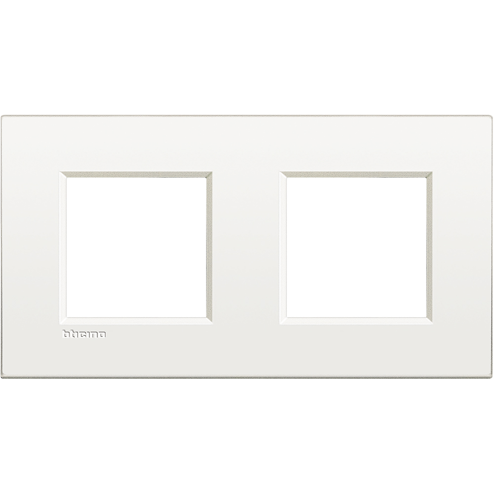 

LNE4802M2BN Рамка LivingLight Air Белый 2+2 модуля Bticino, LivingLight Air LNE4802M2BN