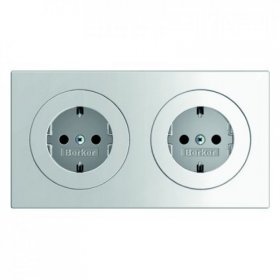 

47202089 Штепсельная розетка SCHUKO, 2-местная с рамкой, полярная белизна, с блеском R.3 Berker, R.1 47202089