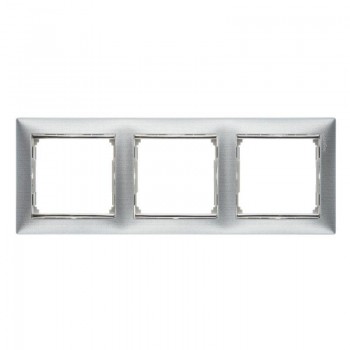 770333 Рамка Valena Алюминий матовый 3-постовая Legrand фото