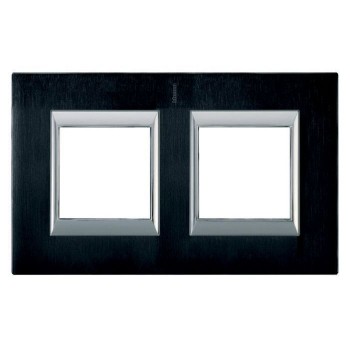 HA4802/2XS Рамка Axolute Квадрат Антрацит 2+2 модуля вертикальная Bticino фото