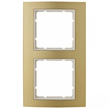 10123046 Рамка B.3 Золото / Полярная белизна 2-постовая вертикальная Berker фото