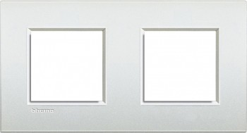 LNE4802M2PR Рамка LivingLight Air Белый жемчуг 2+2 модуля Bticino фото